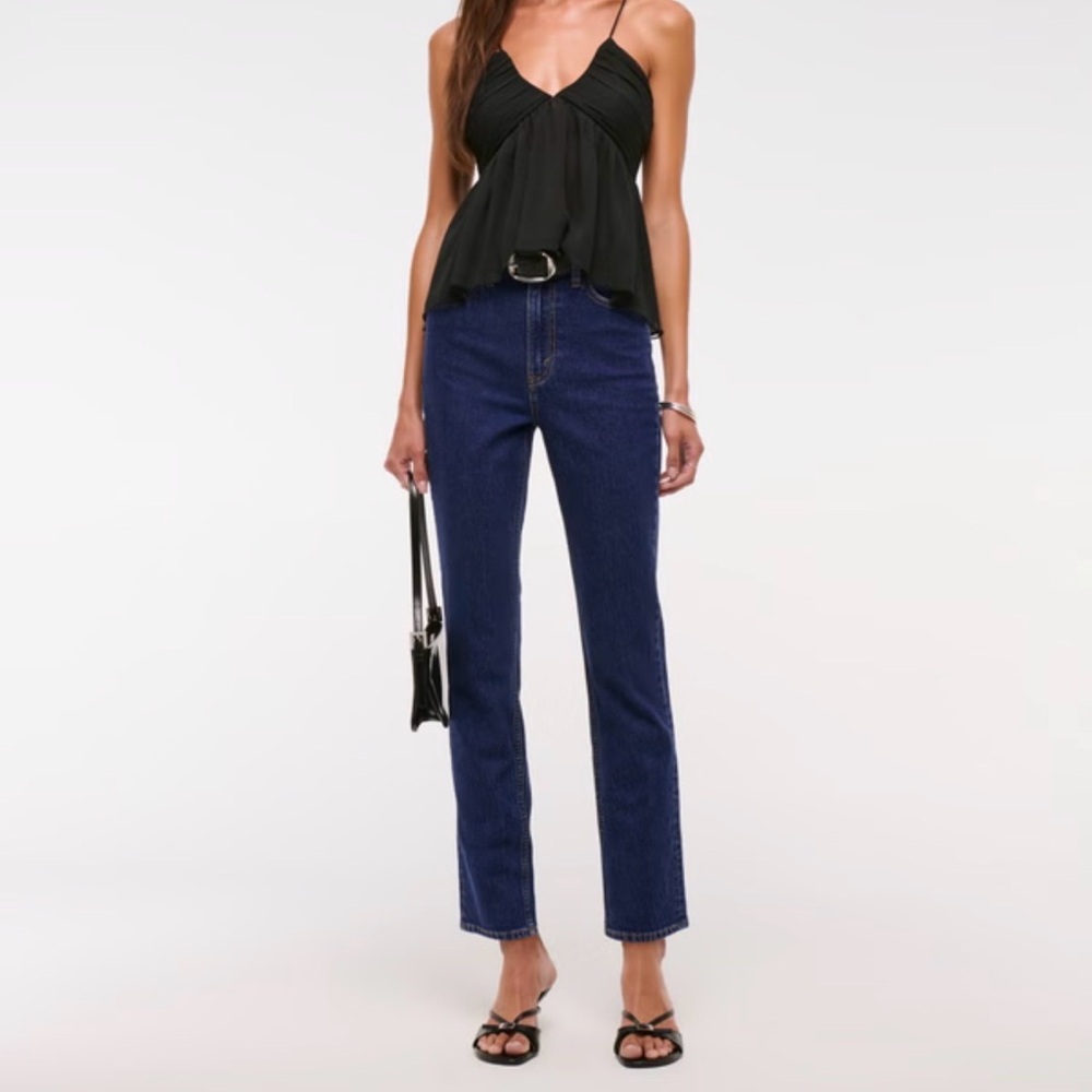 Abercrombie & Fitch- Ultra High Rise Ankle Straight Jean Size 6S